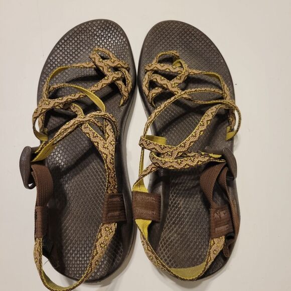11 CHACO VIBRAM TAN BROWN ADJUSTABLE STRAP ACTIVE OUTDOOR SANDALS - Picture 5 of 10